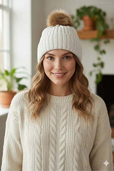 Scarpebutik Women's Fur Pompom Wool White Beret