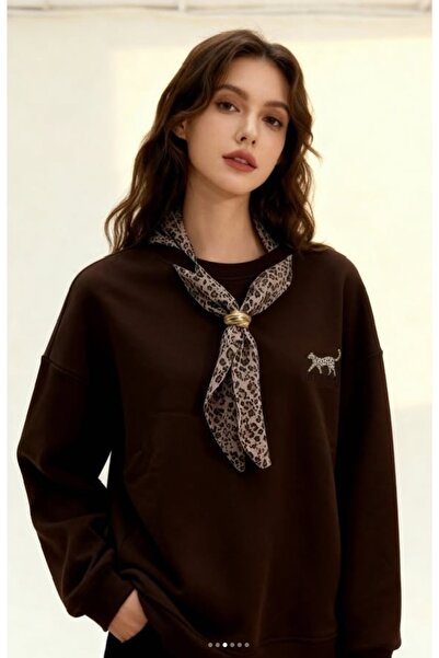 Moonshe Women's Oversized Sweatshirt Scarf Detailed Leopard Embroidered 3-Thread Winter