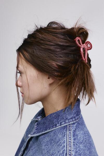 Pull & Bear Fiyonklu kürk tokası