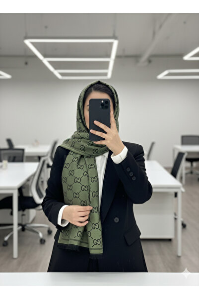 Solo İpek Çift Taraflı G Desen Şal