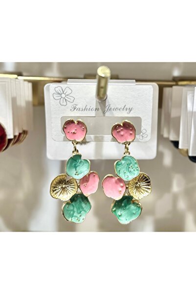GLOW ACCESSORIES BAE أقراط متدلية على شكل زهرة باللون الأخضر الوردي