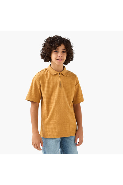 ELIGO Textured Polo T-shirt with Short Sleeves