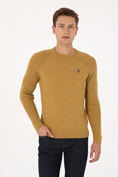 U.S. Polo Assn. Men's Regular Fit Crew Neck Mustard Sweater 50314983-Vr151