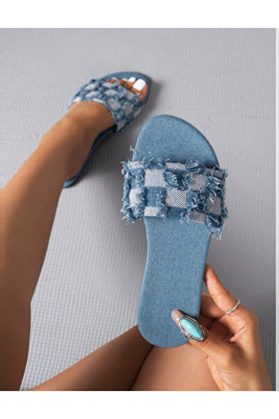 Sheya Shein flip-flops, blue