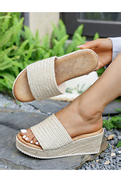 Sheya Saboți Shein, bej