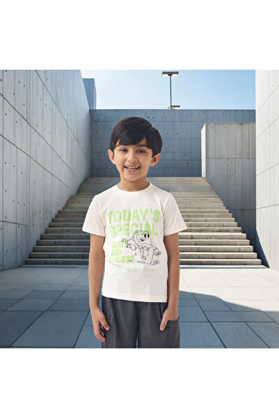 Juniors تي شيرت بطبعة جرافيكية وأكمام قصيرة