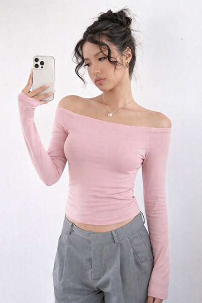 ÖZ PAMUK Kadın Asimetrik Omuz Detay Kayık Yaka Düz Bluz