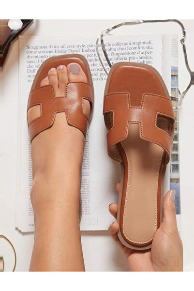 Sheya Shein flip-flops, brown