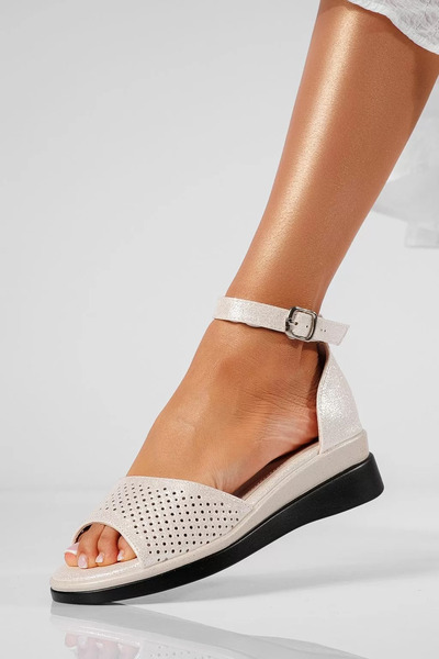 Zaira Sandale cu platforma dama aurii din piele ecologica Adrianne #22141