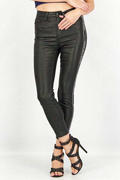 The Kooples بنطلون جينز نسائي قصة ضيقة وشعار ماركة، أسود