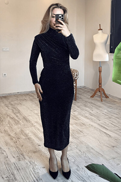 BeeYouStudio Simli Yarım Boğaz İnce Kumaş Gece Elbisesi