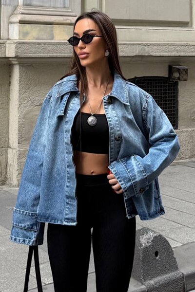 Trend Alaçatı Stili سترة نسائية من الدنيم بأزرار زرقاء وياقة مغلقة وأزرار مخفية Vs01239