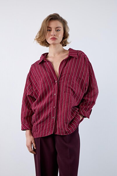 karpuzbutiks قميص بيري بريميوم مخطط كبير الحجم باللون الأحمر الداكن