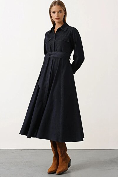 Trend Alaçatı Stili Kadın Lacivert Kuşaklı Düğme Kapamalı Midi Boy Denim Elbise Vs01700