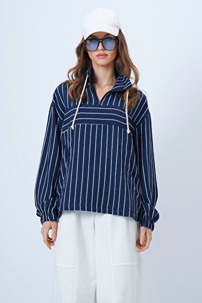 Trend Alaçatı Stili Women's Navy Blue Mock Neck Striped Pocket Woven Sweatshi...