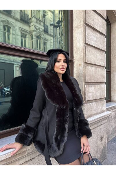 KaraAS Kadın Kaşe Kaban Kol ve Yaka Kürk Detaylı