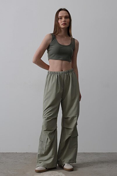 Trend Alaçatı Stili Women's Khaki Elastic Waist Parachute Cargo Pants Vs00517