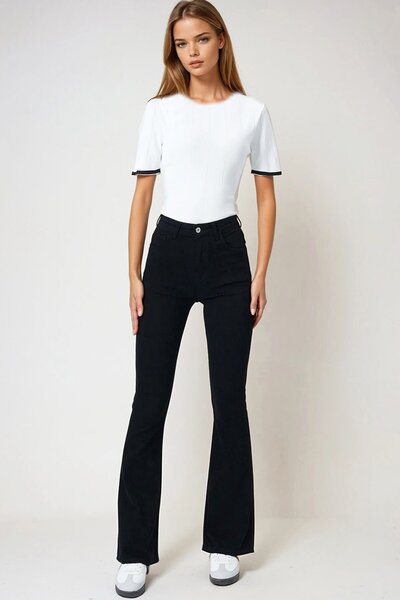 Trend Alaçatı Stili Blugi negri pentru femei, cu 5 buzunare, cu picior evazat, Vs01017