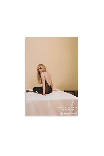 ALAYRA International ألايرا سابرينا كاربنتر - ملصق غلاف ألبوم موسيقي "رسائل ل...