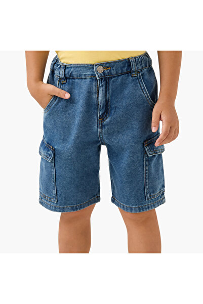 Juniors شورت جينز بأزرار للإغلاق وجيوب