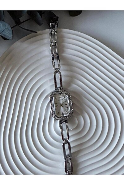 ACCESSORYHUB Taş Çerçeveli Sekizgen Kadran Silver Kadın Kol Saati