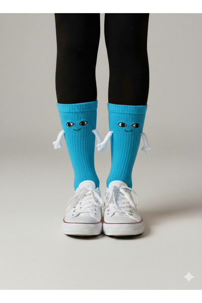 CARNAVAL SOCKS Kadın – Erkek Mıknatıslı Elele Tutuşan Çorap (1 Adet) – Sevimli Yüz Desenli Unisex Çorap