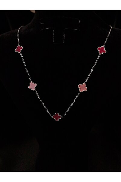 Mila Lumiere قلادة فان كليف مينيمال يونيكان موديل فضي بلون أحمر داكن من الفولاذ