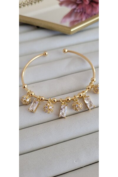 YİĞİTKARANAKSESUAR PİRİNÇ TAŞLI TOPÇUK SALLANTILI BİLEKLİK