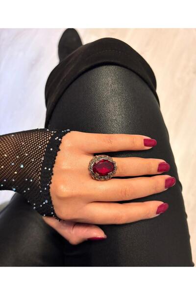 Ceso Accesories خاتم بتصميم خاص من الحجر الأحمر على الطراز العتيق