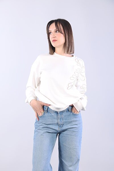 Mckanzie 1562 Left Arm and Left Chest Leaf Beading O-Neck Sweatshirt