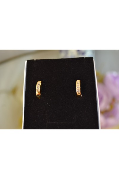 Poyi Aksesuar أقراط VIP مرصعة بحجر الباجيت