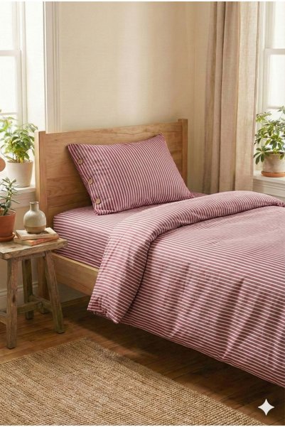 Morlay PURĂ |   Set de lenjerie de pat cu dungi subțiri - 3 perne Oxford cu nasturi din lemn - 160x240cm