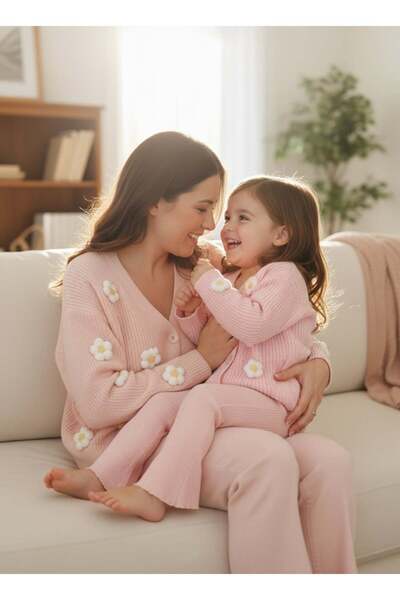 Pinkitokids Knitted Daisy Detailed Mother Cardigan