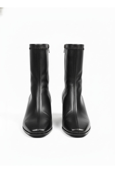 Passion Moda Evi Siyah Deri Streç Bot