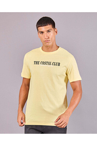 REDTAG Men Yellow Basic Graphic T-Shirt