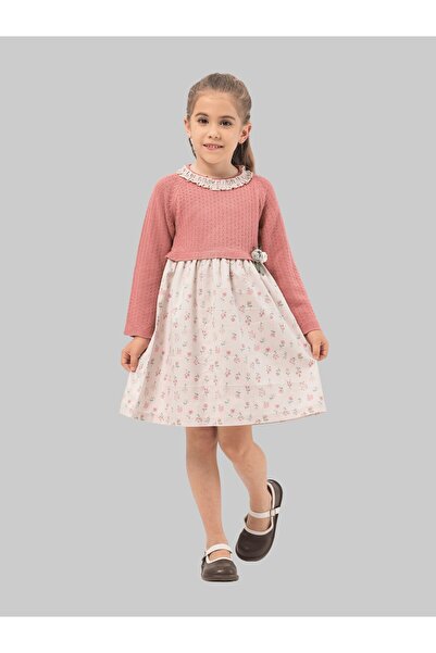 MSBB A beautiful winter dress for girls, specially designed to give your daughter comfort and style on cold days.