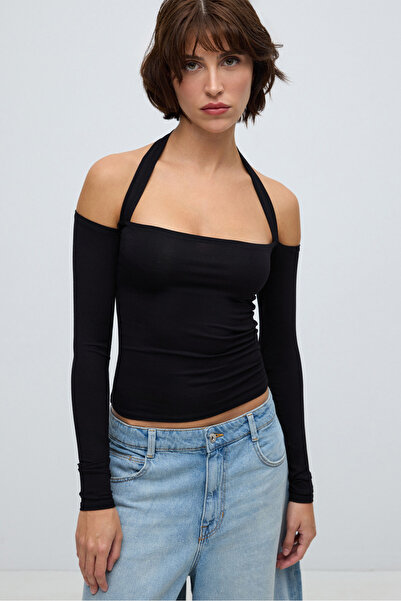 MERLİ. Neck Strap Blouse