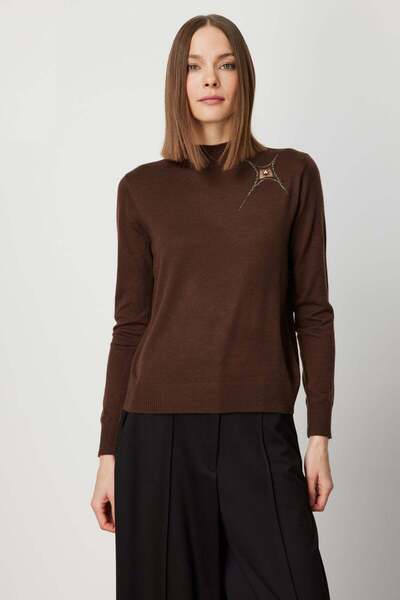 ON Knitwear Sweater with Stone Detail on the Shoulder