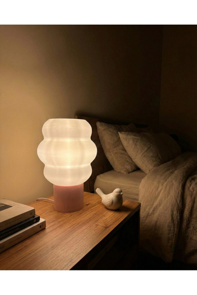 Miolette Honey Pot Silindir Abajur: Mat Pembe Tabanlı Modern Sanat