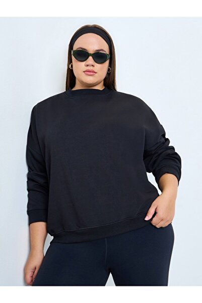 Styli Plus Size Regular Fit Cotton Blend Sweatshirt