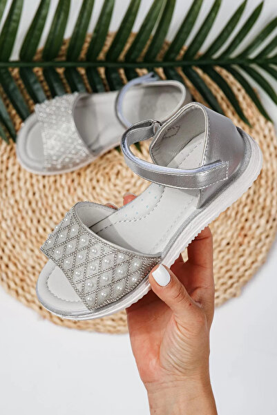 Zaira Ασημένια γυναικεία σανδάλια από οικολογικό δέρμα Liriel #21713