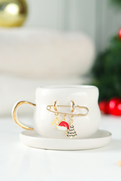 ada mia seramik Handmade Ceramic Cup with 24K Gold Decorated with New Year Charm Concept 200ml