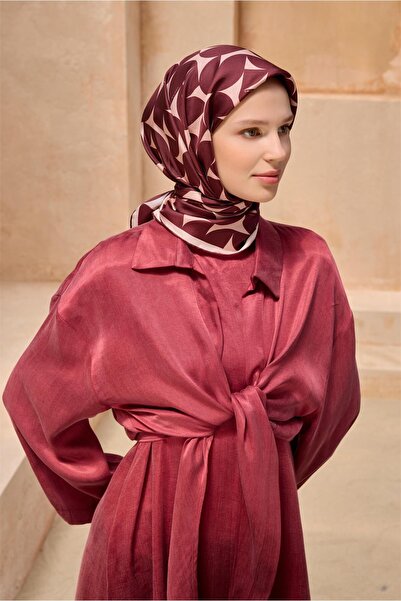 Pembe Geometrik Desen %100 Twill İpek Eşarp 4117 - 30