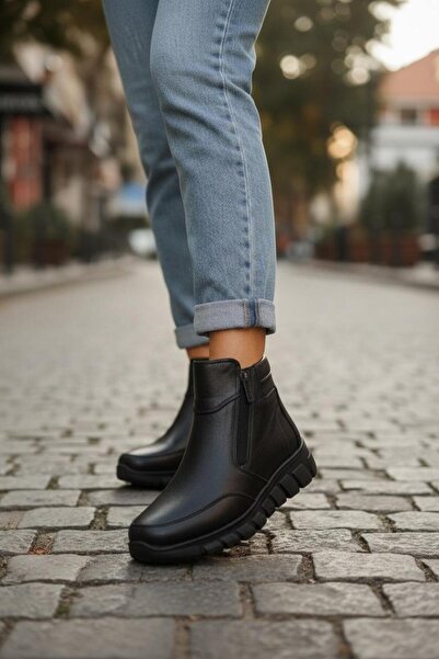 BAYRAMOĞLU KUNDURA Cizme de damă din piele naturală, cu blană la interior, cu...