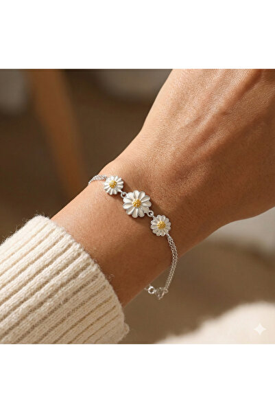 Soleildor 925 ayar Orijinal Gümüş Üçlü Papatya Gümüş Bileklik