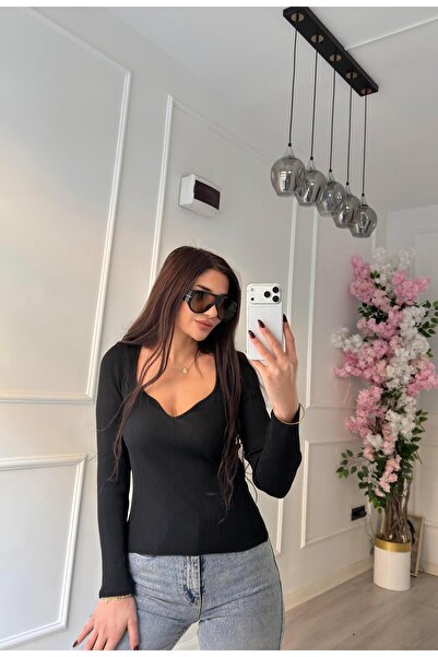 Daves Black Heart Neck Blouse