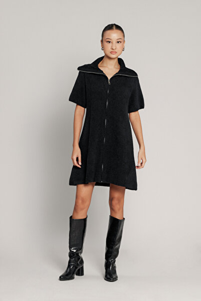 Nisan Πλεκτό φόρεμα με λεπτομέρεια από φερμουάρ