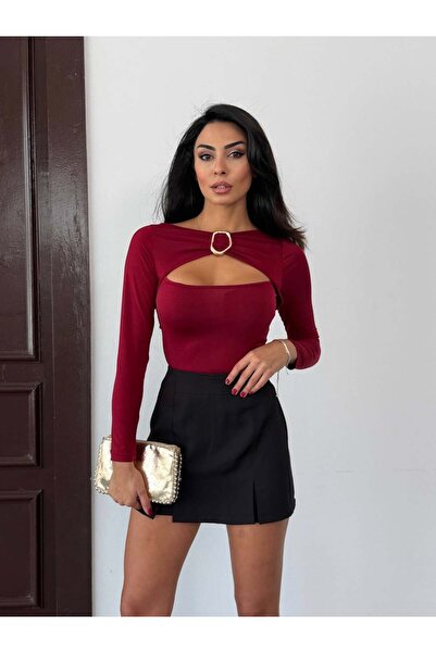 Freya Kadın Göğüs Dekolteli Metal Detaylı Uzun Kollu Bluz