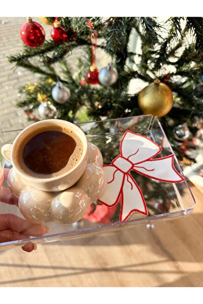 PELİNDEN Fiyonk Desen, Kırmızı Nakış İşleme Kenarlı Servis Peçetesi Seti ( 4 ...