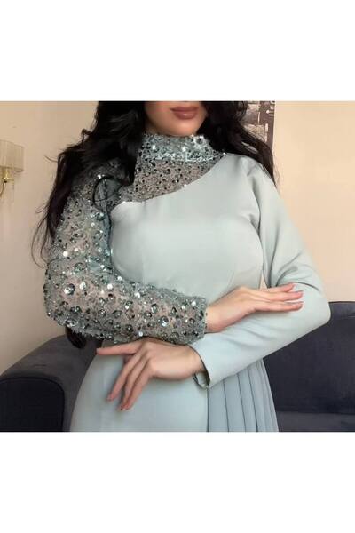 BRATO فستان لوان تيقاني الفخم مزين بخرز من الاكمام